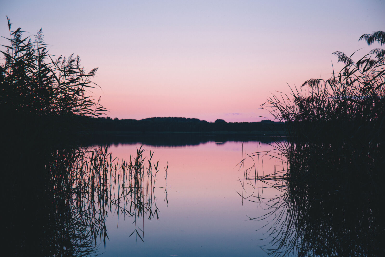 Canon EF 24-70mm F4L IS USM sample photo. Calm, waters, clear, sky photography