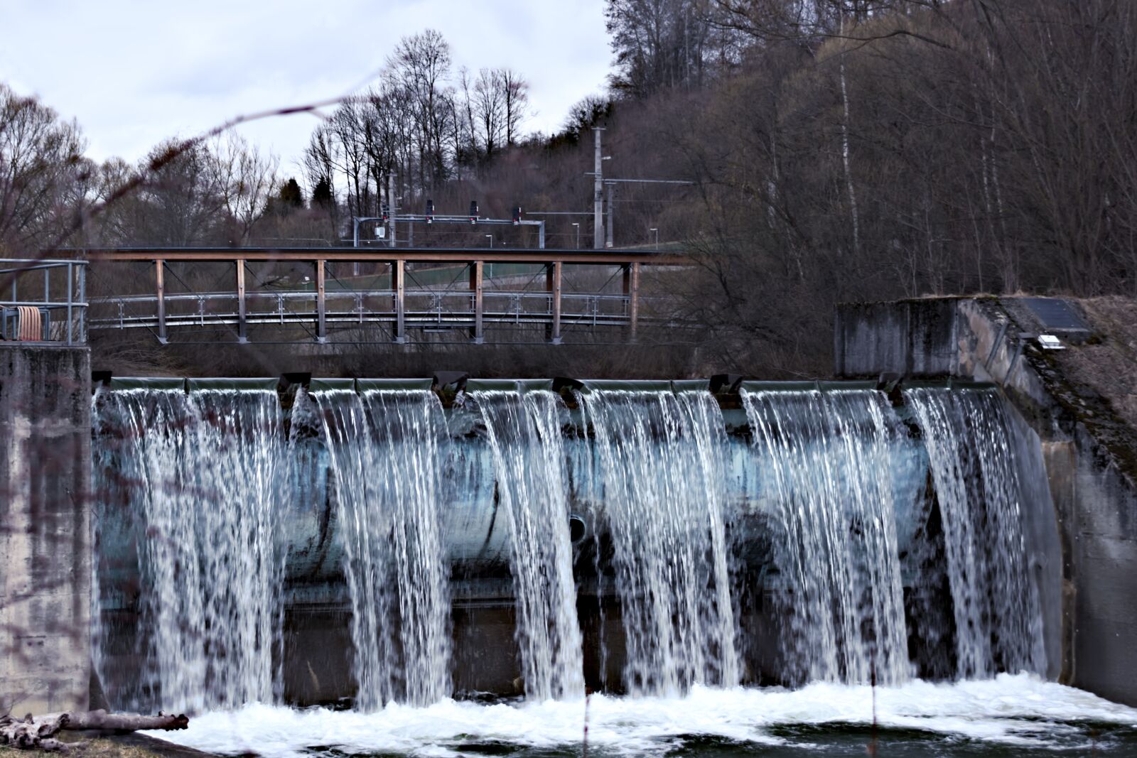 Canon EOS 650D (EOS Rebel T4i / EOS Kiss X6i) sample photo. Bridge, water, river photography