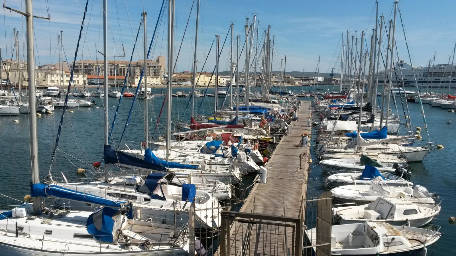 Samsung Galaxy S4 Mini sample photo. Port, sète, wharf photography