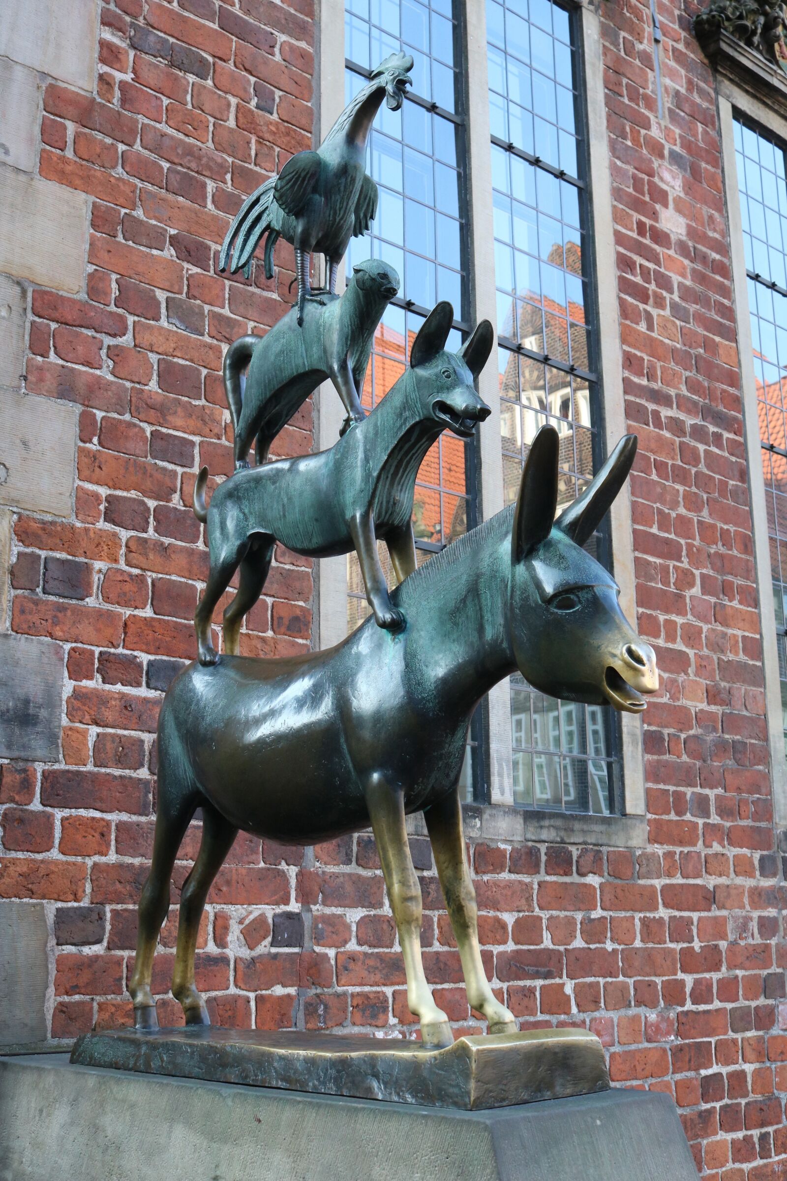 Canon EOS 750D (EOS Rebel T6i / EOS Kiss X8i) sample photo. Bremen, town musicians, bremen photography