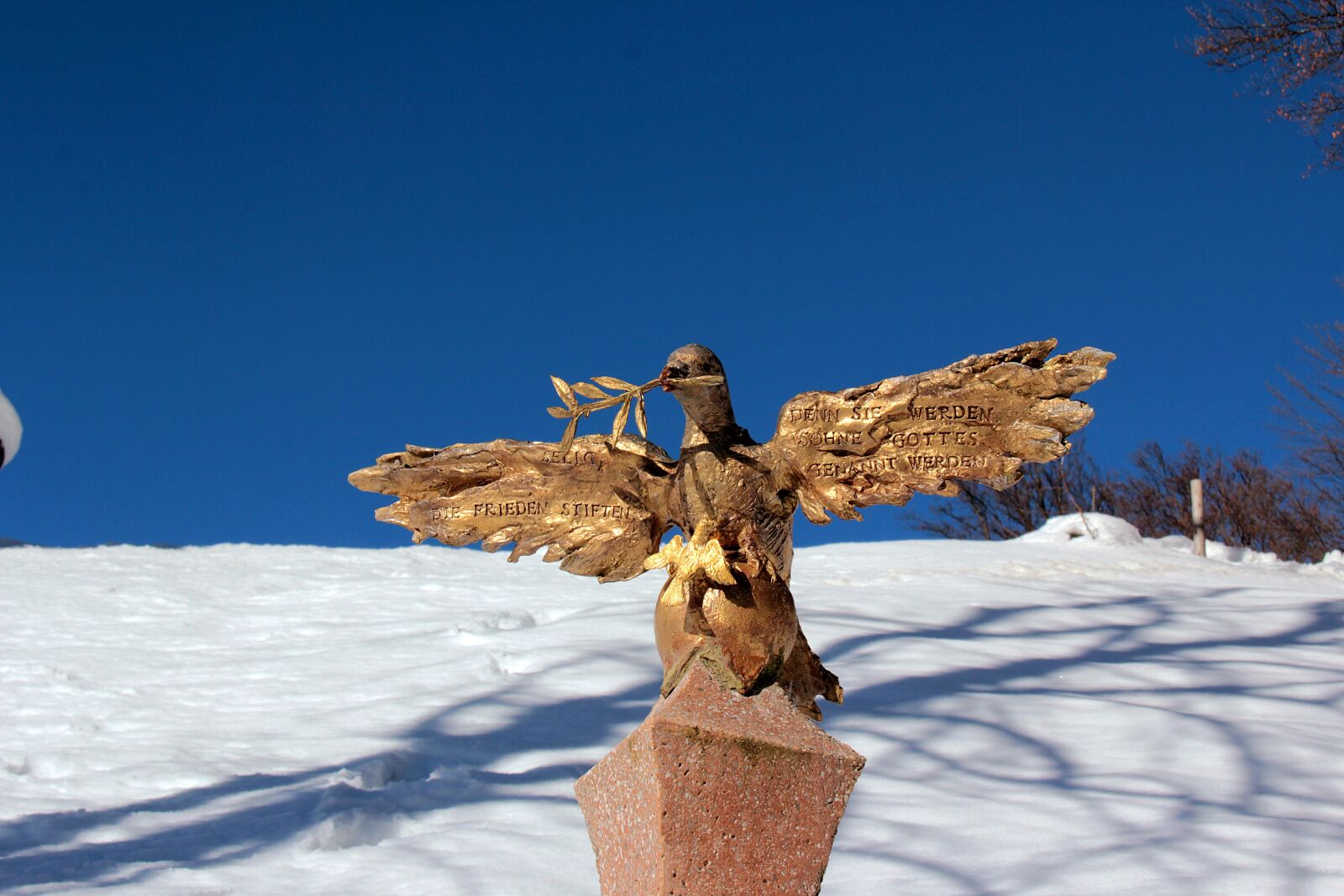 Canon EF-S 18-200mm F3.5-5.6 IS sample photo. Faith, winter dream, bavaria photography