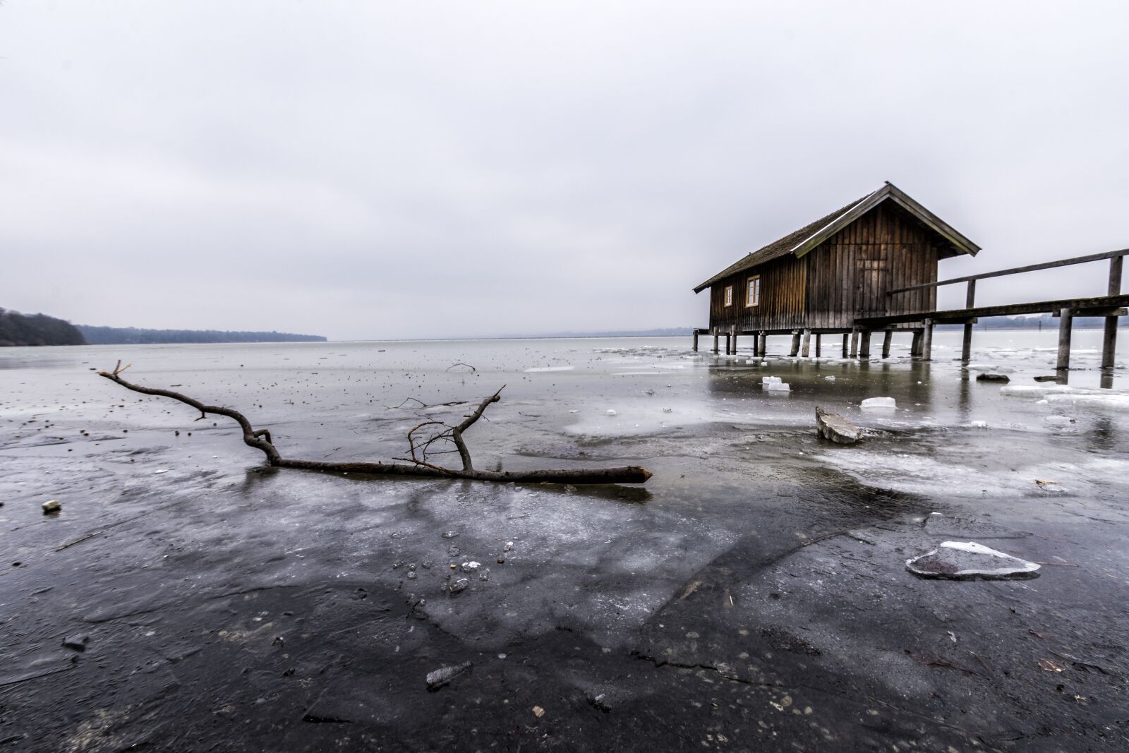 Nikon D7200 sample photo. Ammersee, boat house, frozen photography