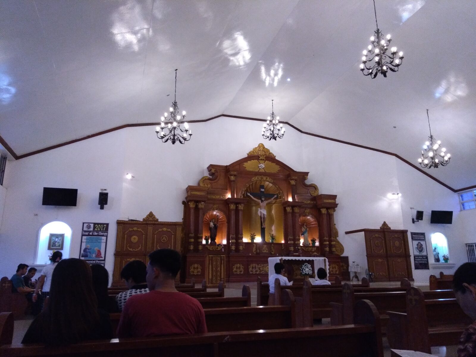ASUS ZenFone 4 Max (ZC554KL) sample photo. Church, altar, catholic photography