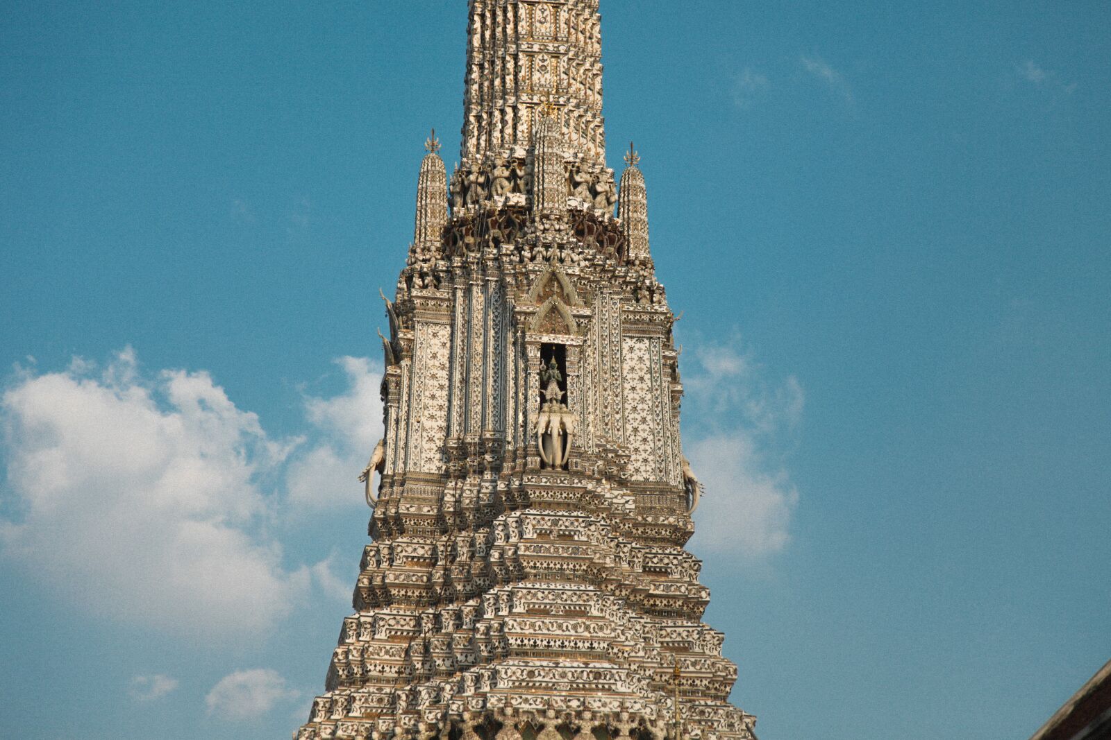 Canon EOS 5D Mark II + Canon EF 24-105mm F4L IS USM sample photo. Buddha, thai, monk photography