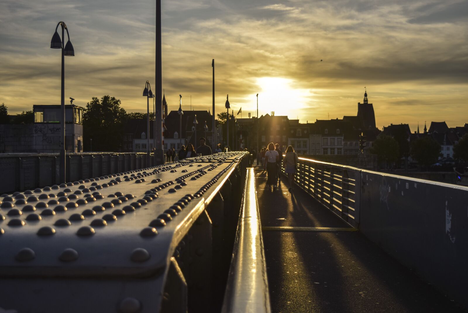 Nikon D3300 sample photo. Road, city, building photography