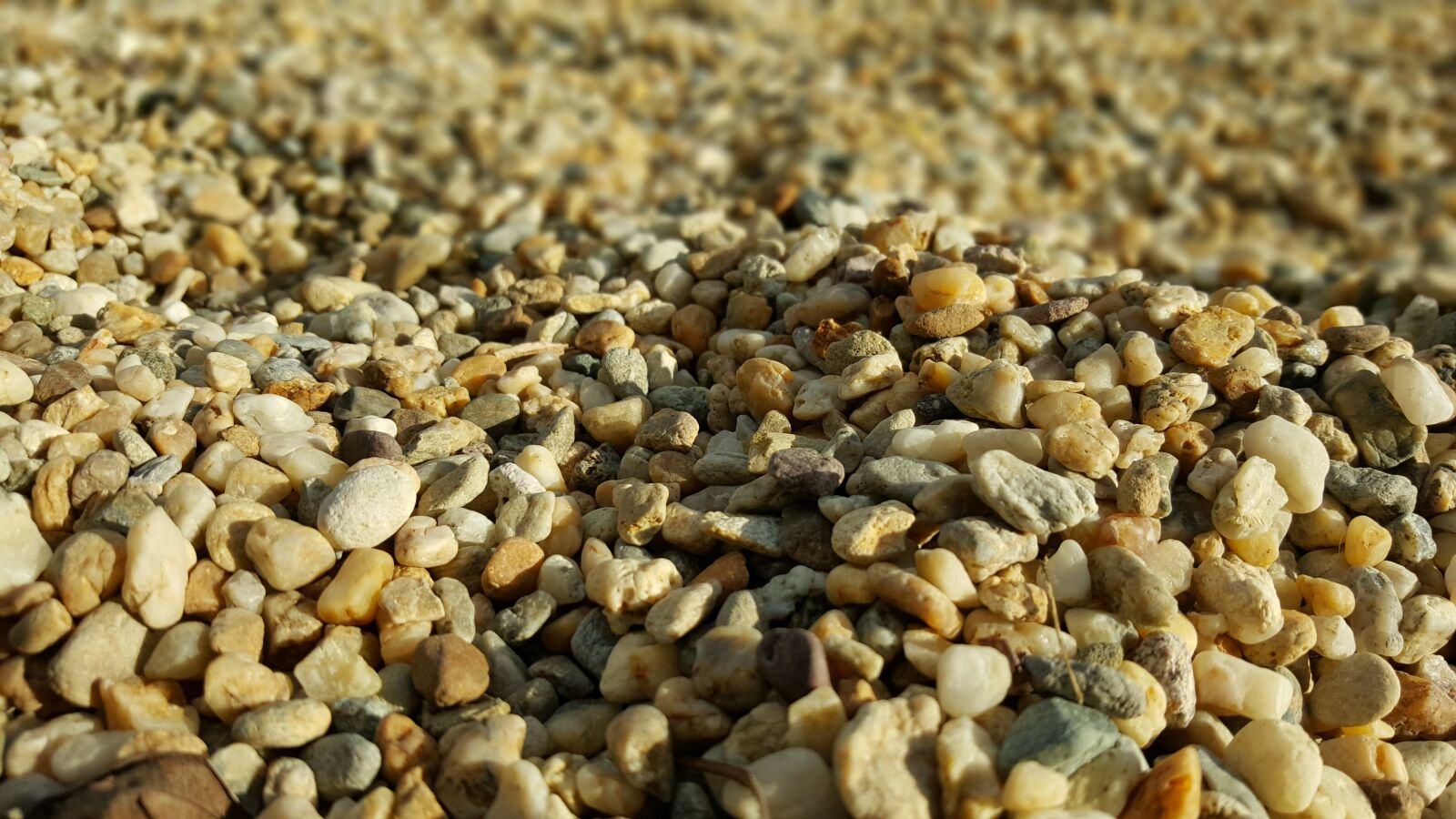 Samsung Galaxy S6 sample photo. Gravel, color, nature photography