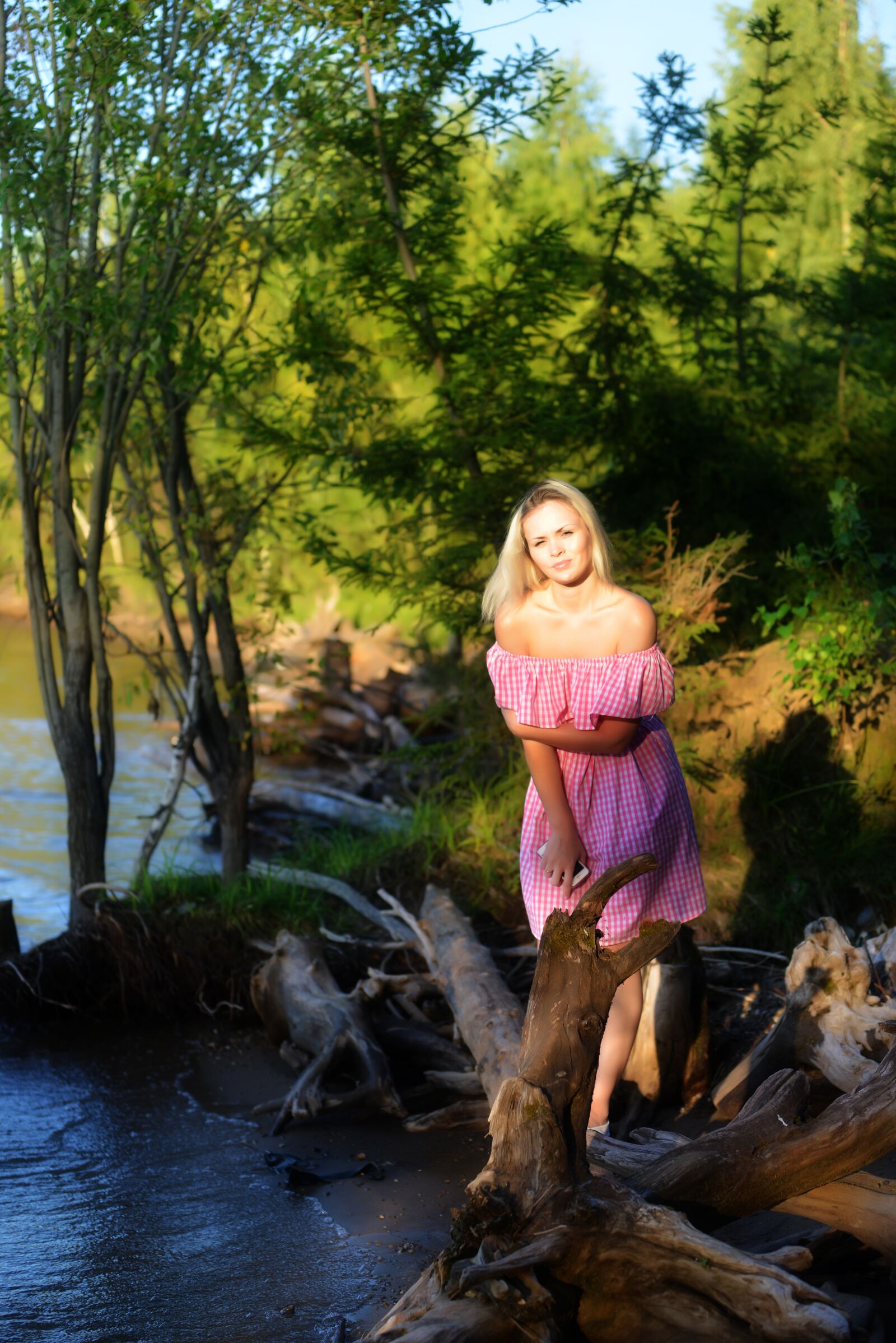 Nikon D800 sample photo. The girl at the photography