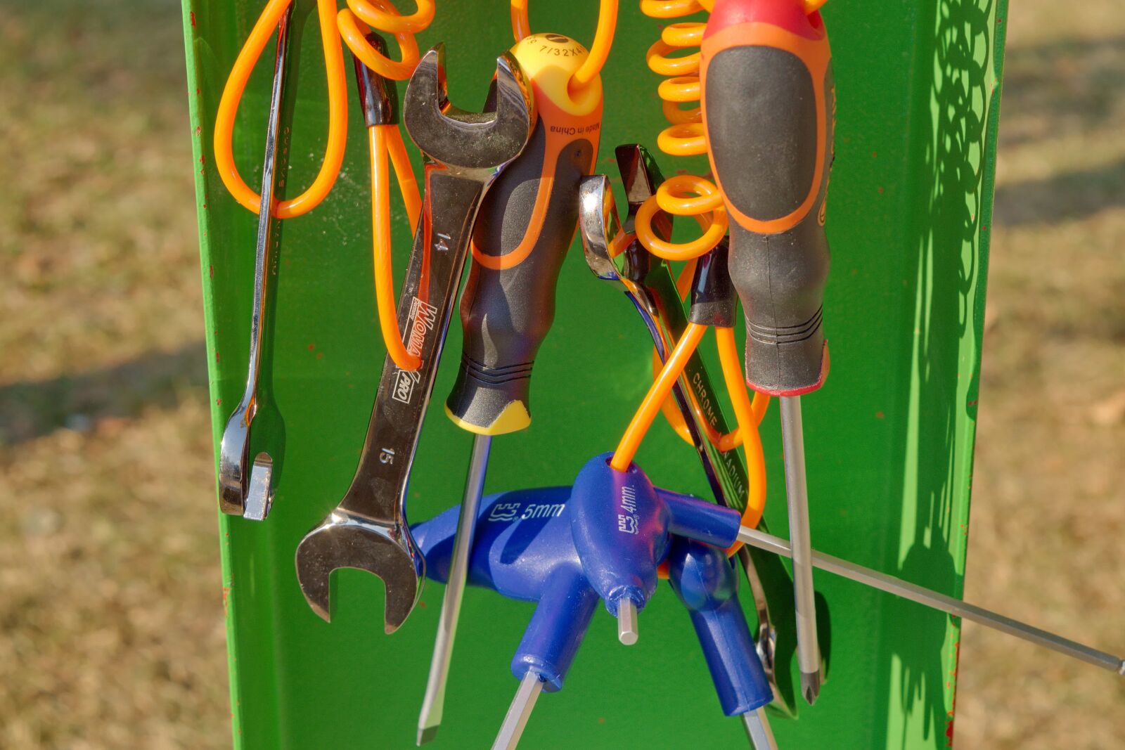 Nikon D5500 sample photo. Hand tool, screwdriver, wrench photography