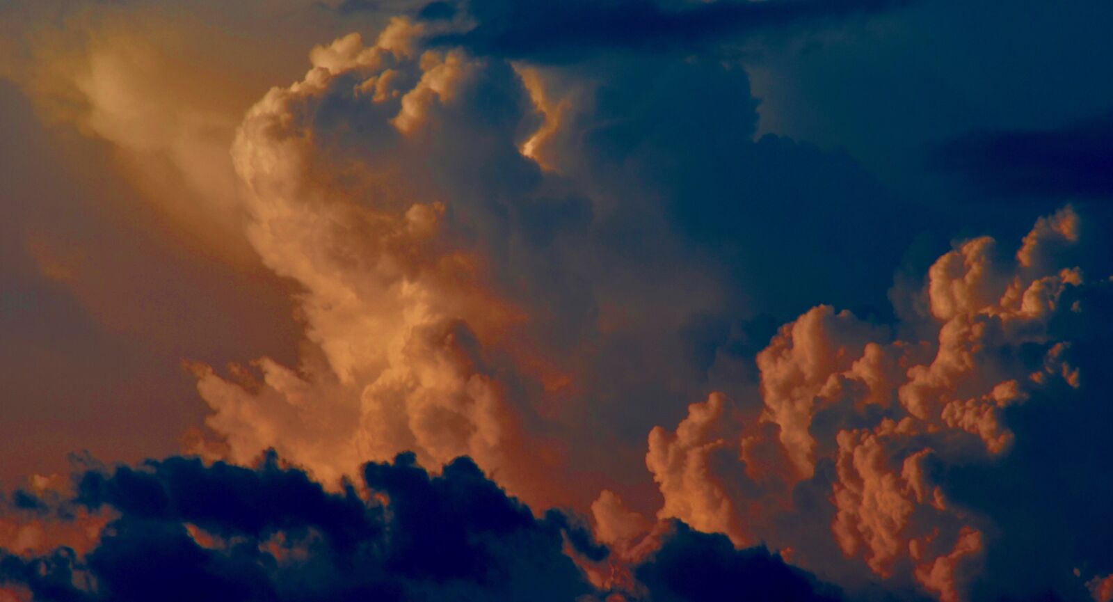 Nikon D5100 sample photo. Cloudscape, clouds, sky photography
