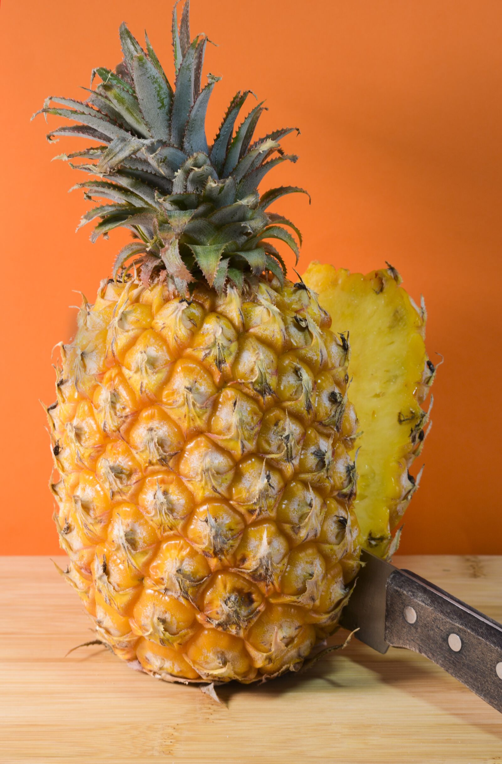 Nikon D7100 sample photo. Pineapple, sliced pineapple, food photography