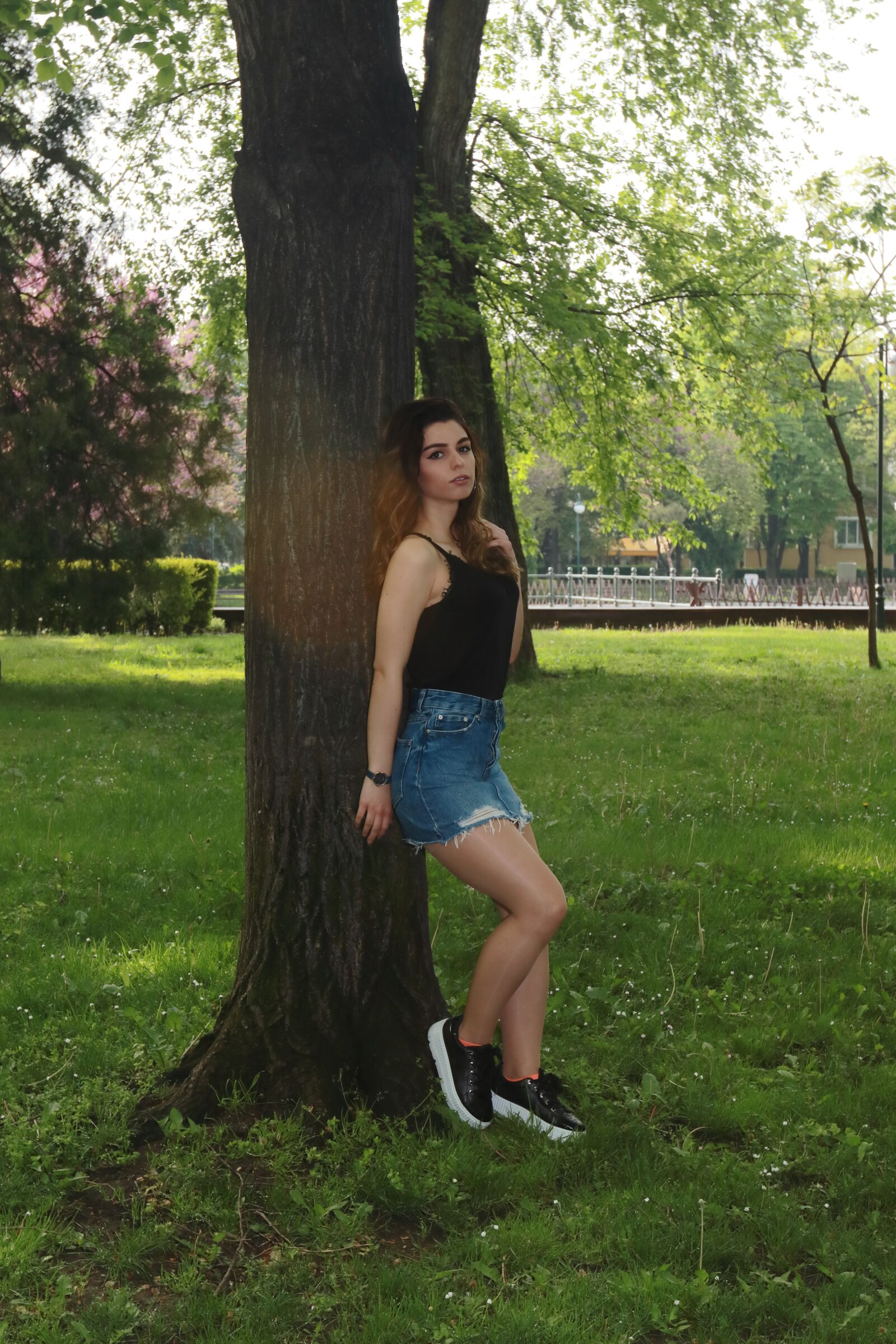 Canon EF 16-35mm F2.8L II USM sample photo. Girl, photo shoot, beautiful photography
