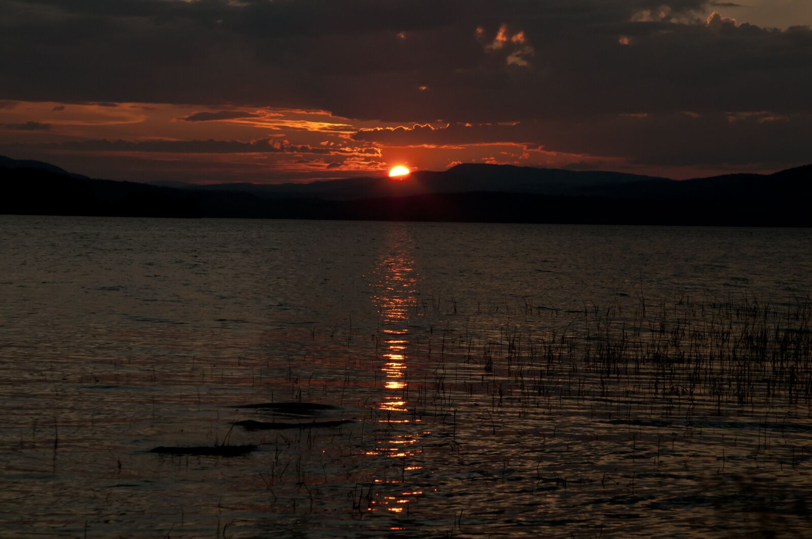 Nikon D300 sample photo. Sunset, lake, beaumont provincial photography