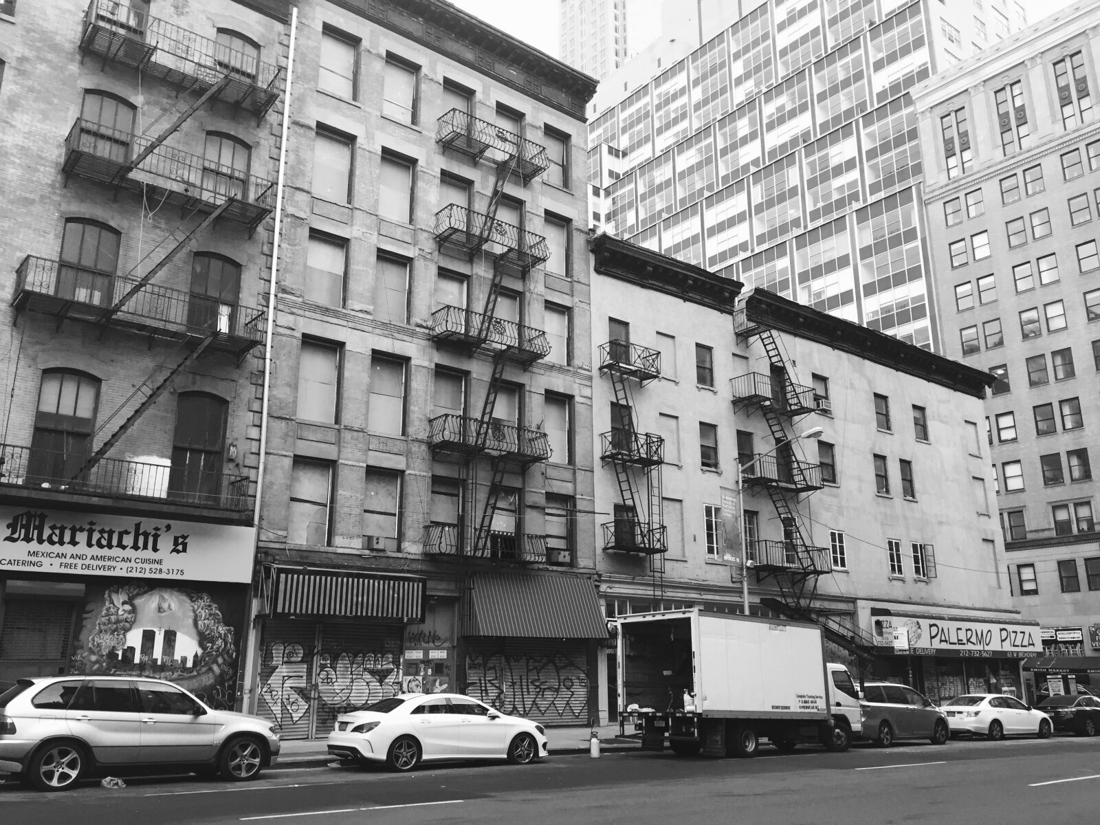 Apple iPhone 6 sample photo. Newyork, manhattan, black and photography