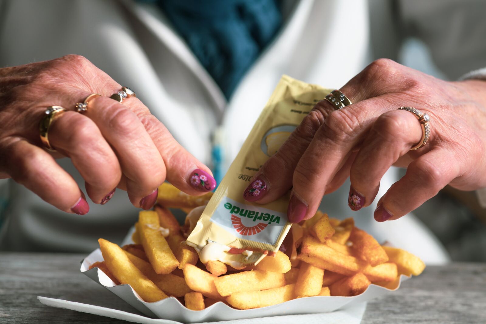 Canon EOS 5D Mark II sample photo. French fries, finger, hands photography