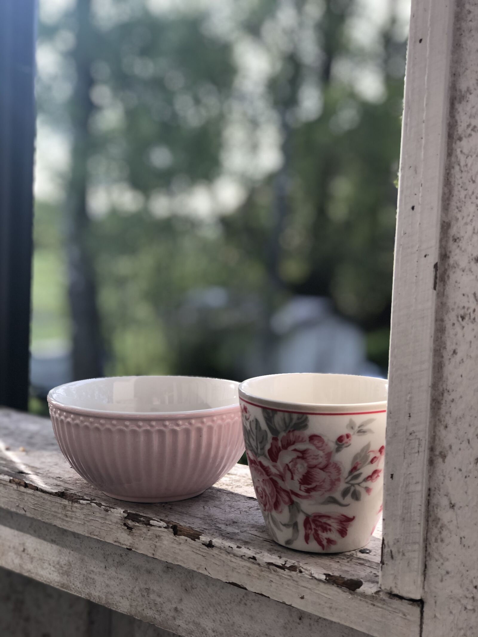 Apple iPhone 8 Plus sample photo. Evening, cup, ro photography