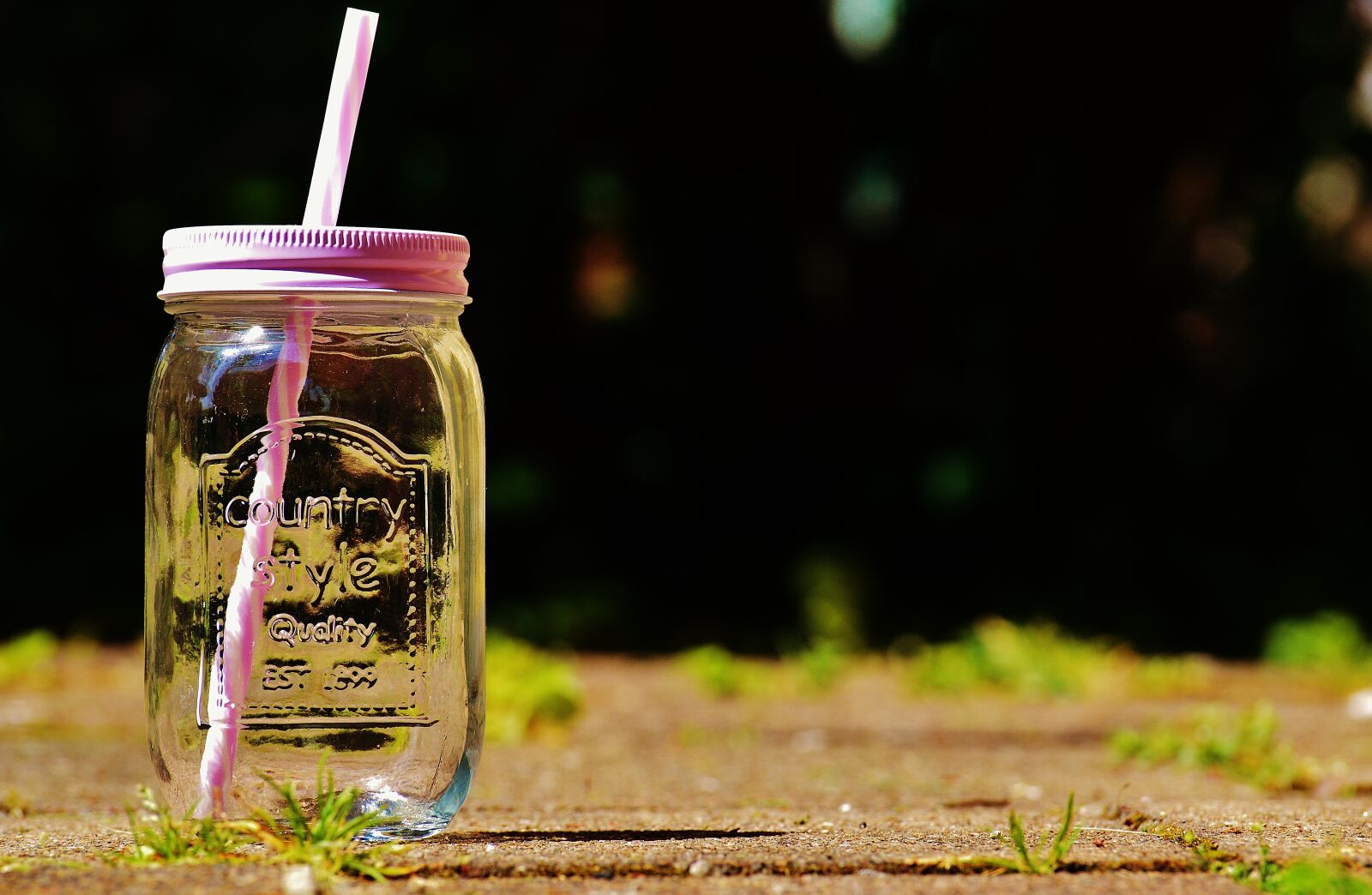 Nikon D3200 sample photo. Trinkglas summer, color, straw photography