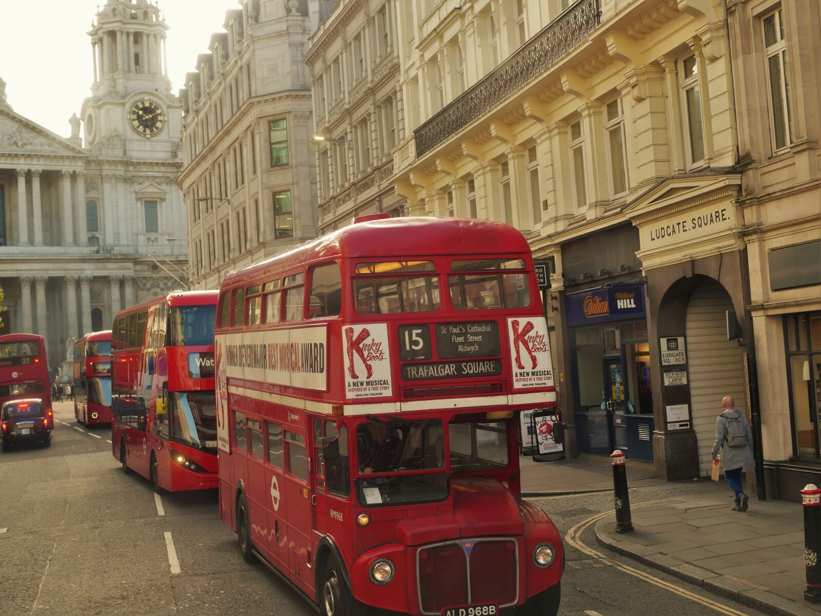 Panasonic Lumix DMC-GH4 sample photo. London, antique, vintage photography