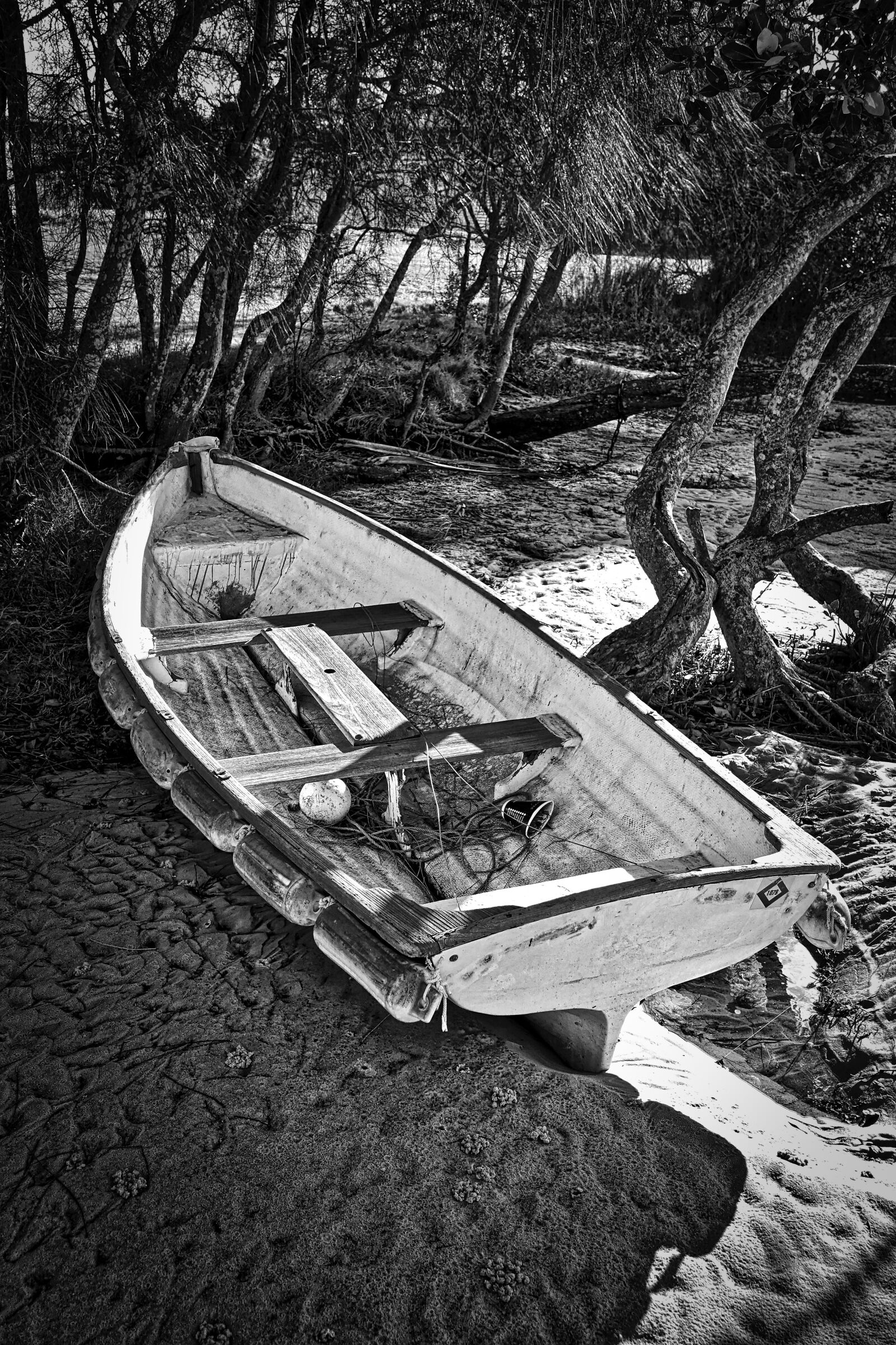 Sony Cyber-shot DSC-RX100 III sample photo. Boat, rowboat, fishing photography