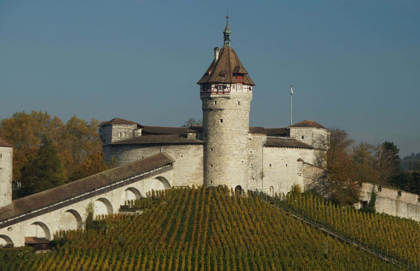 Sony SLT-A57 sample photo. Tower, fortress, architecture, castle photography