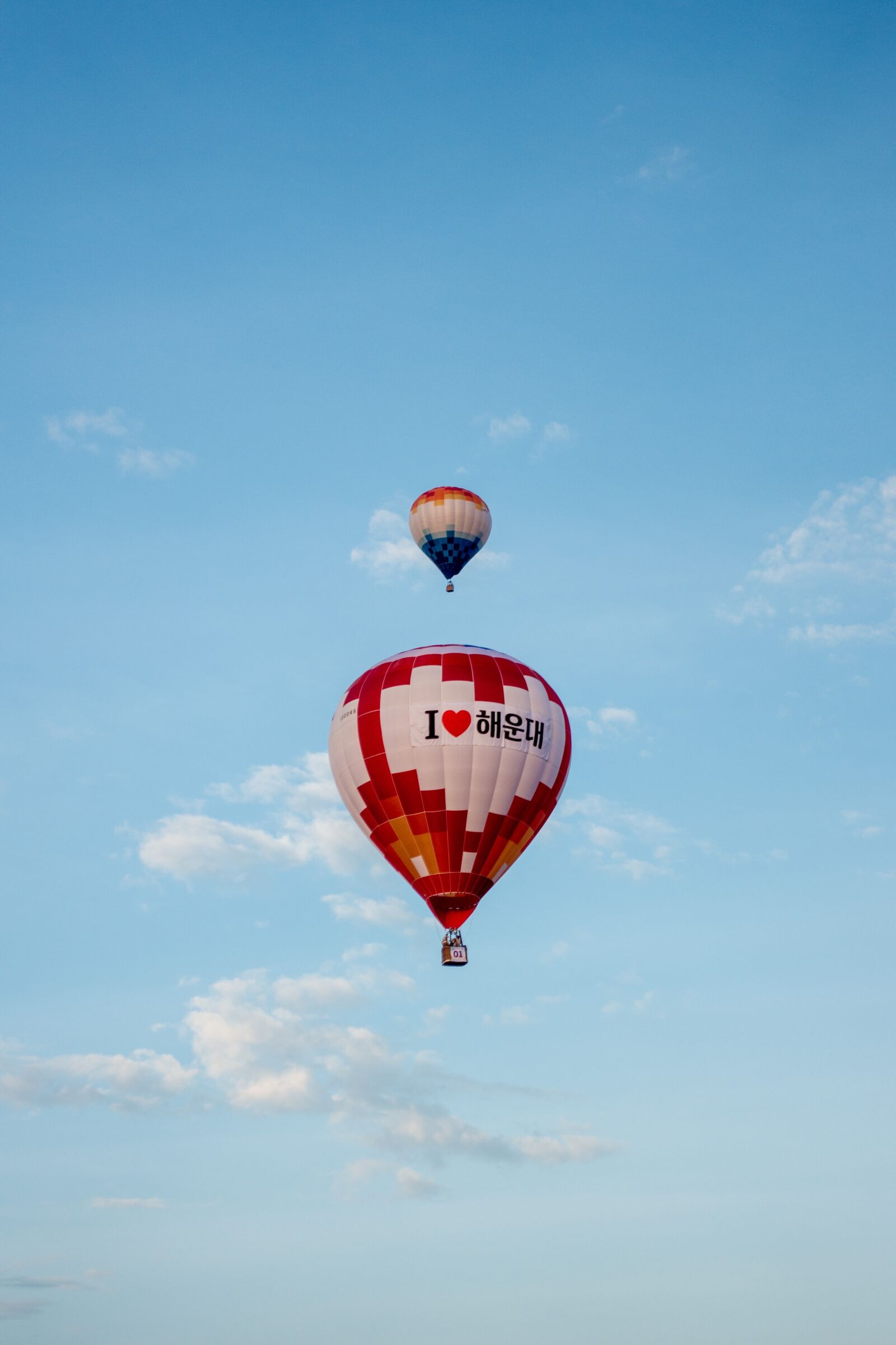 Sony Cyber-shot DSC-RX100 IV sample photo. Hot air balloon, festival photography