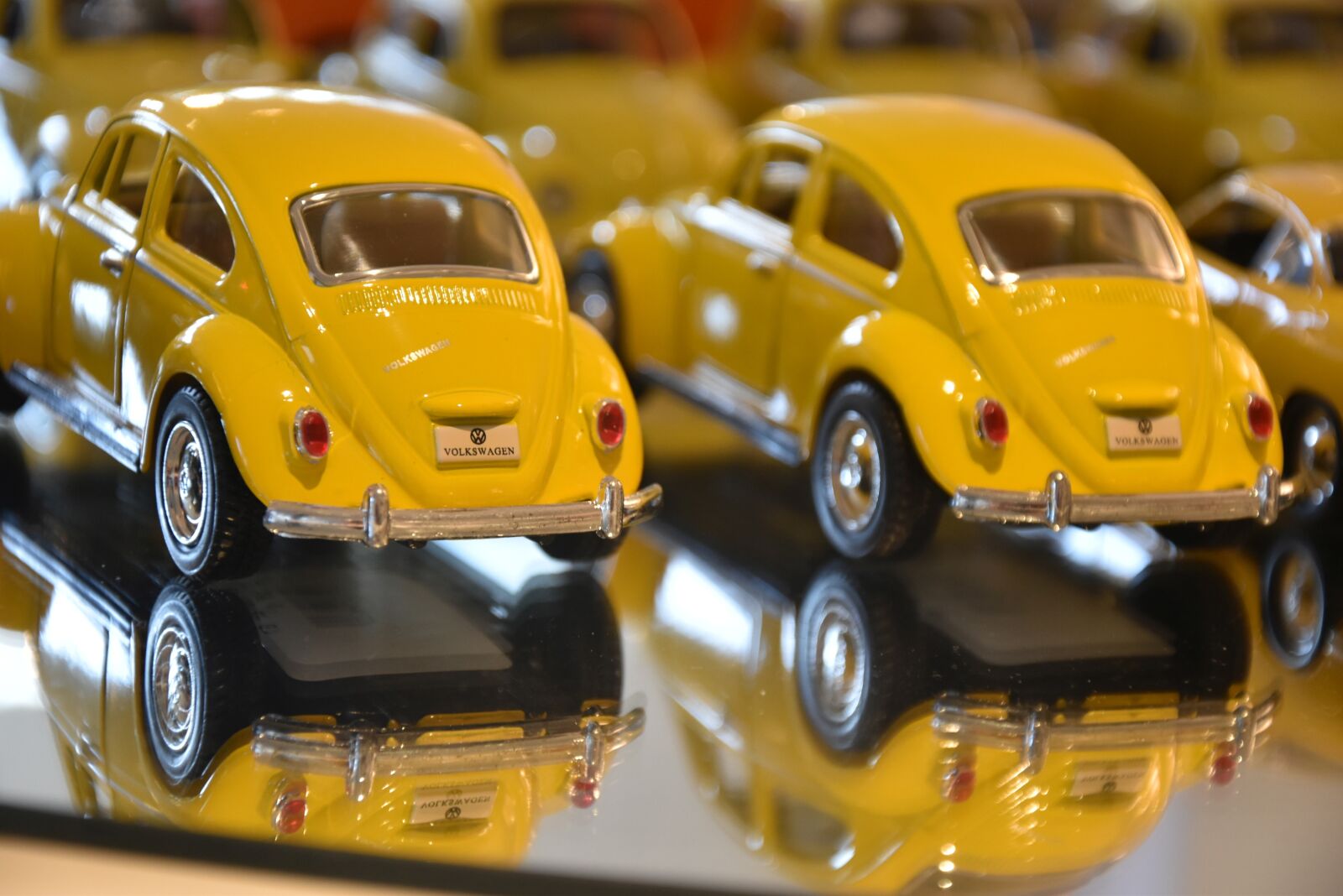 Nikon D5600 sample photo. Vw beetle, yellow, volkswagen photography