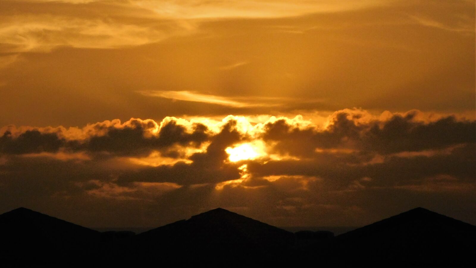 Nikon Coolpix B500 sample photo. Sun, sunrise, cloud photography
