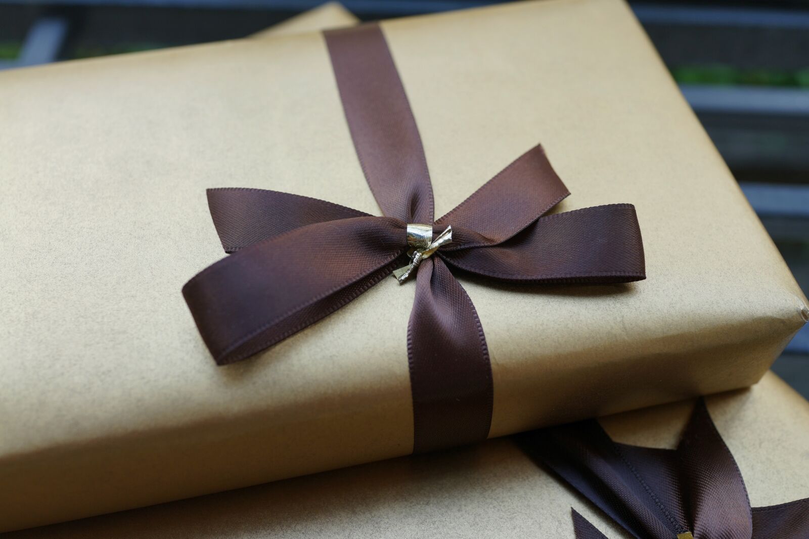 Sony Cyber-shot DSC-RX1R sample photo. Gifts, ribbons, wrapping photography
