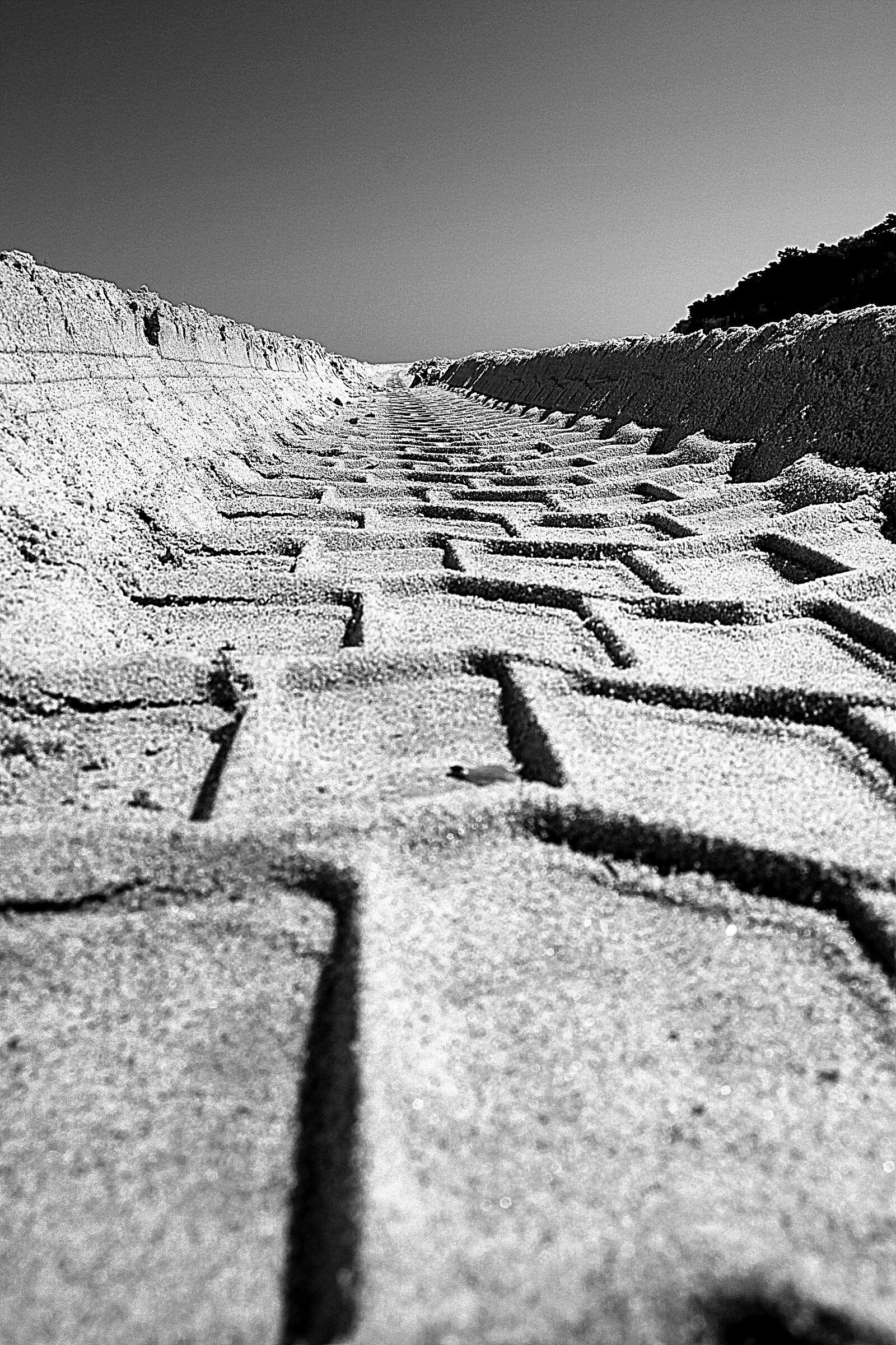 Canon EOS 50D sample photo. Sand, koleina, tire track photography