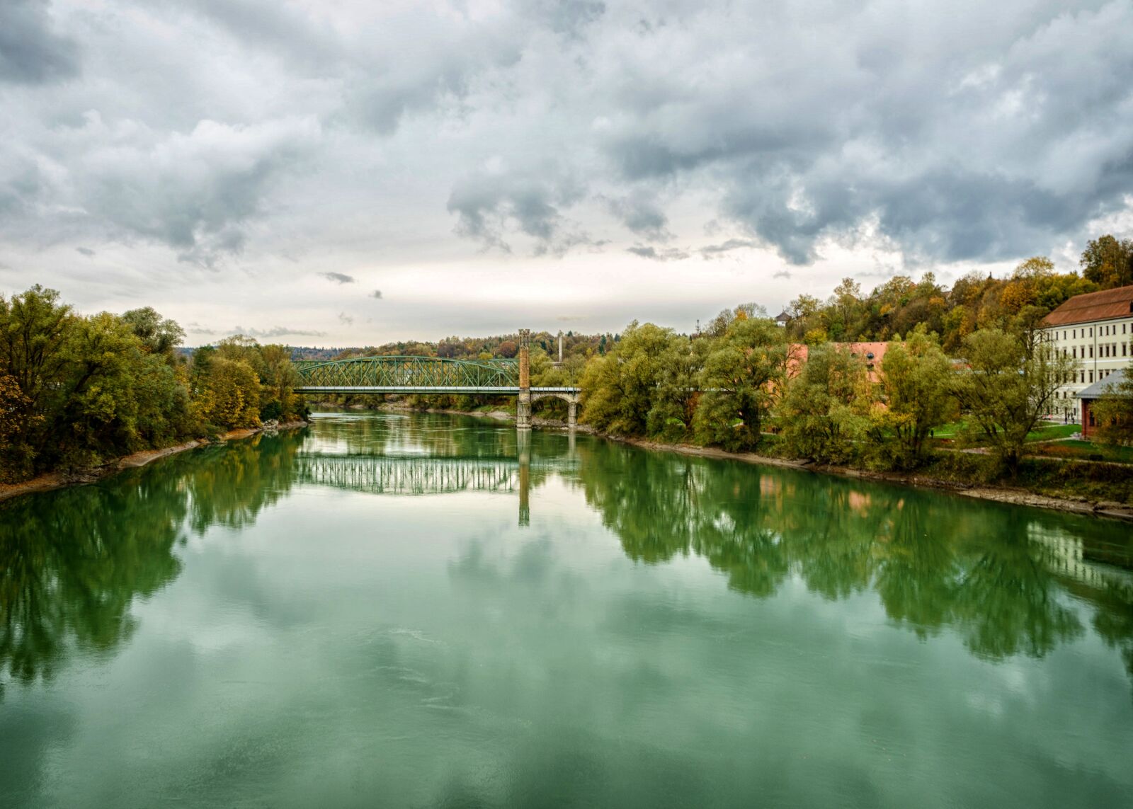 Sony a7 II + Sony FE 28-70mm F3.5-5.6 OSS sample photo. Passau, inn, river photography