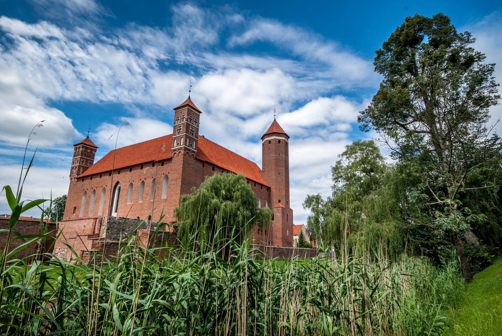 Nikon D60 sample photo. Castle, clouds, sky photography