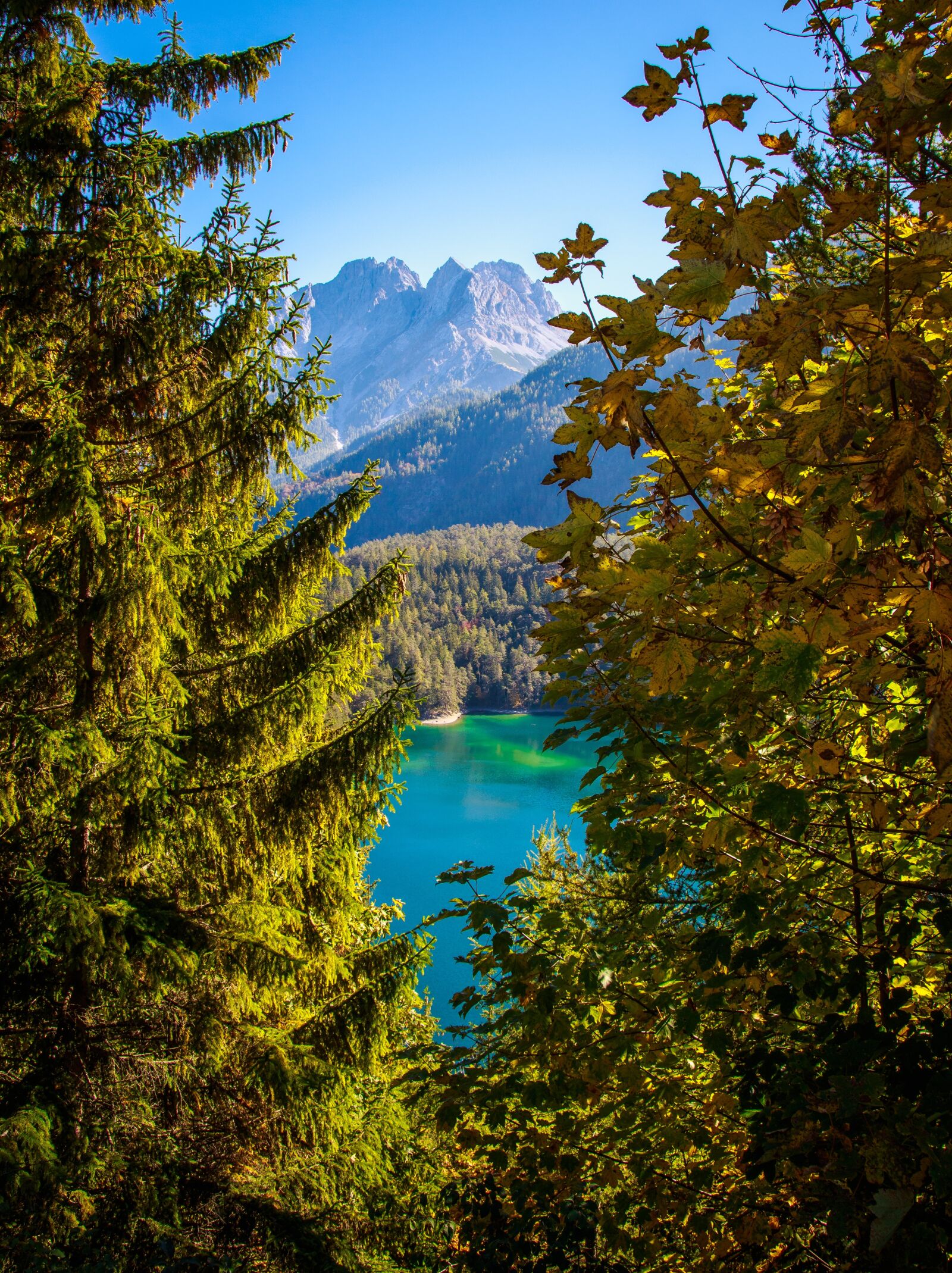 Canon EOS 650D (EOS Rebel T4i / EOS Kiss X6i) sample photo. Zugspitze, bergsee, alpine photography