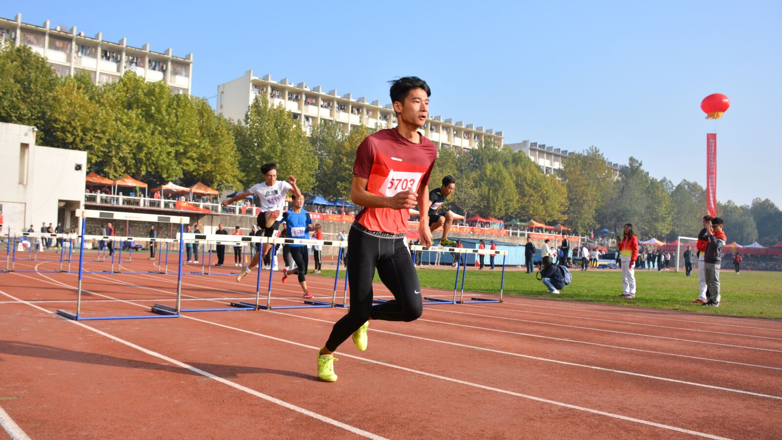 Nikon D7100 sample photo. Sports, character, red photography