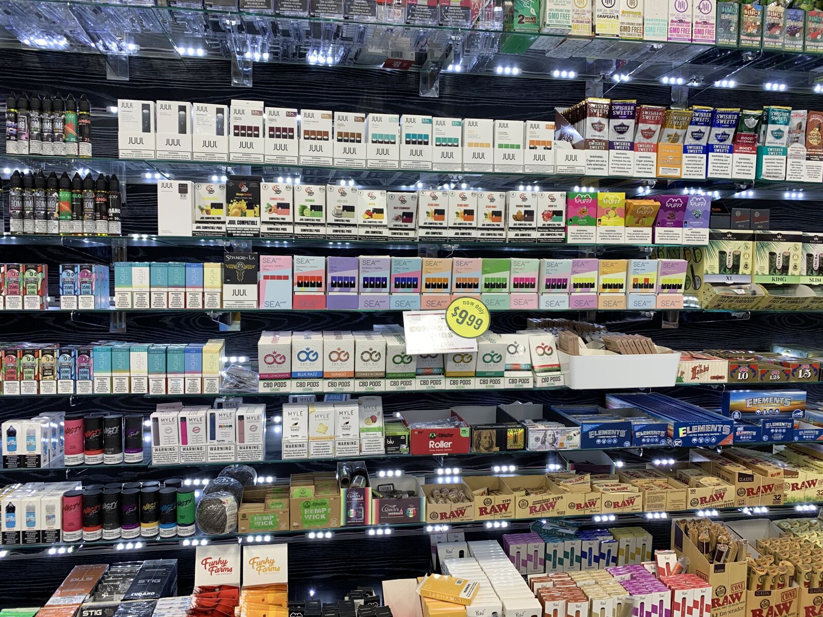 Apple iPhone XR sample photo. Juul, e-cigarette, juul pods photography