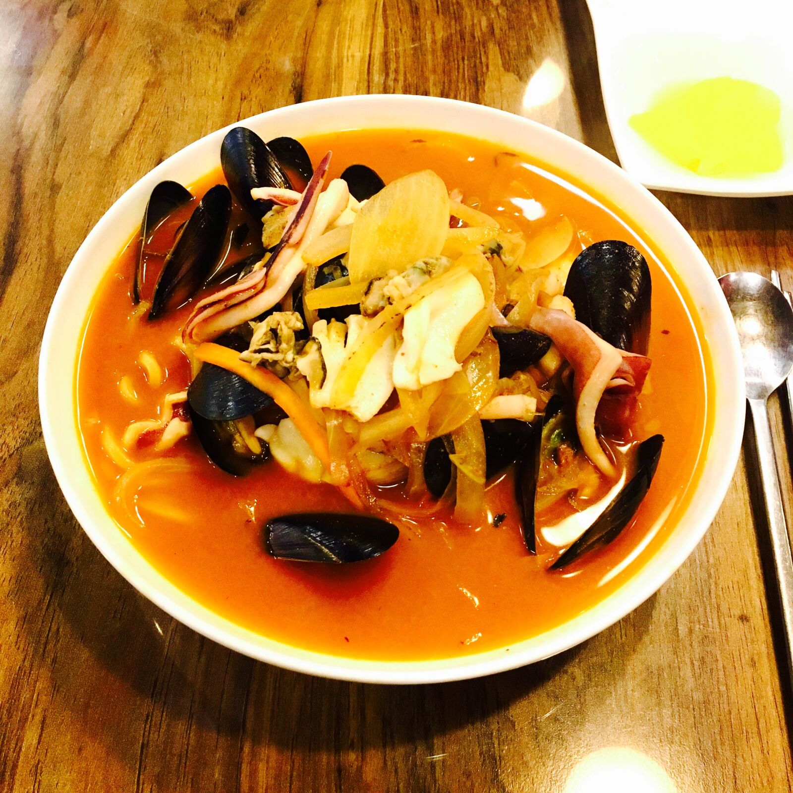 Apple iPhone 6s sample photo. Spicy seafood, mussels, seafood photography