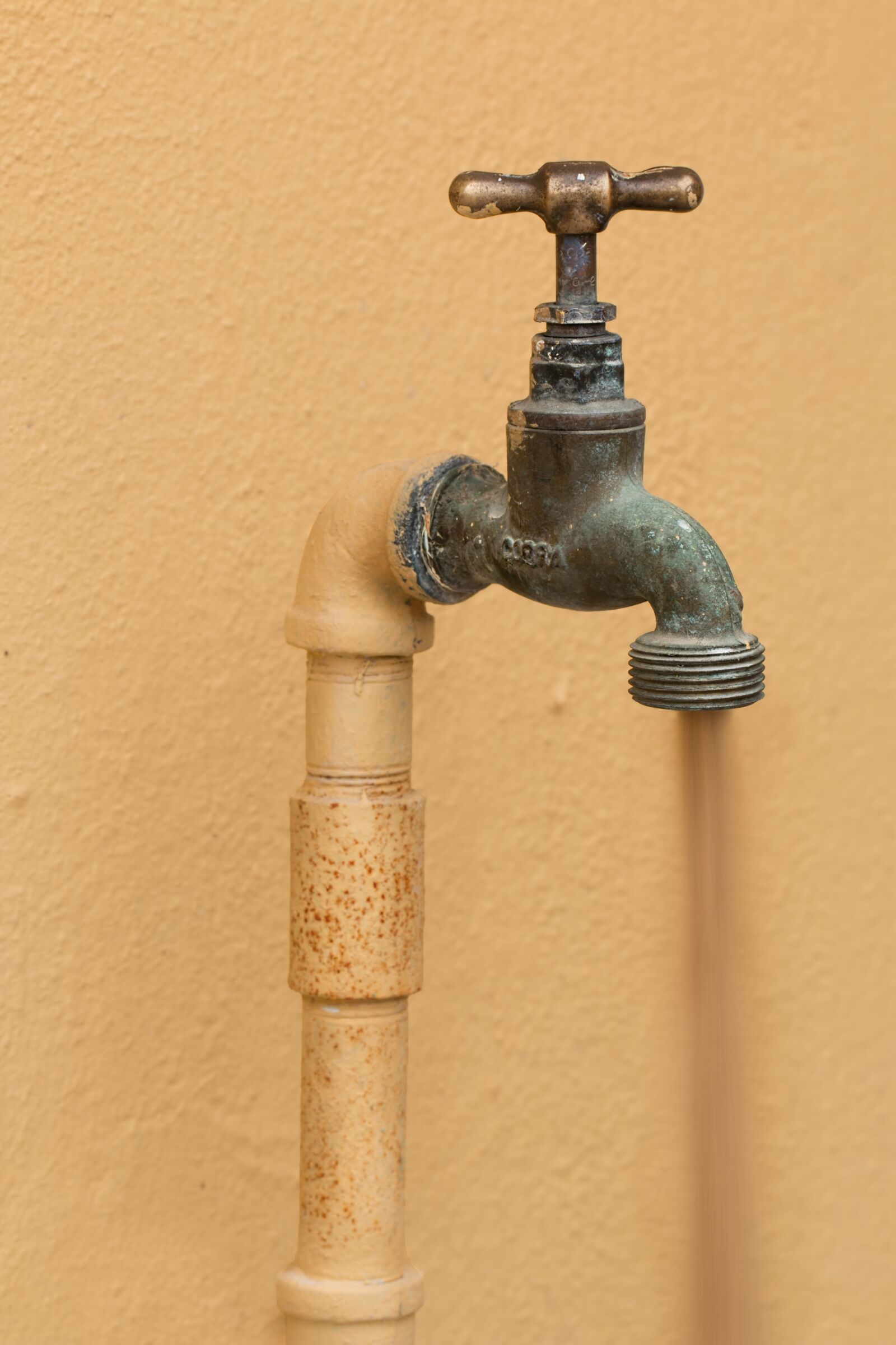 Canon EF 100mm F2.8L Macro IS USM sample photo. Faucet, plumbing, tap photography