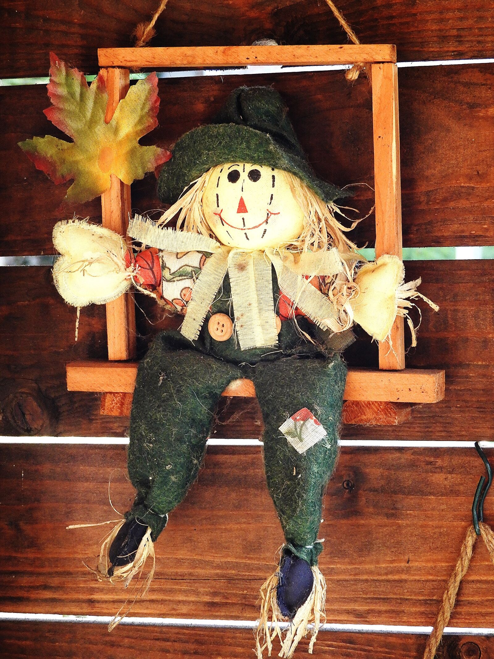 Nikon Coolpix B700 sample photo. Scarecrow, decoration, pop photography