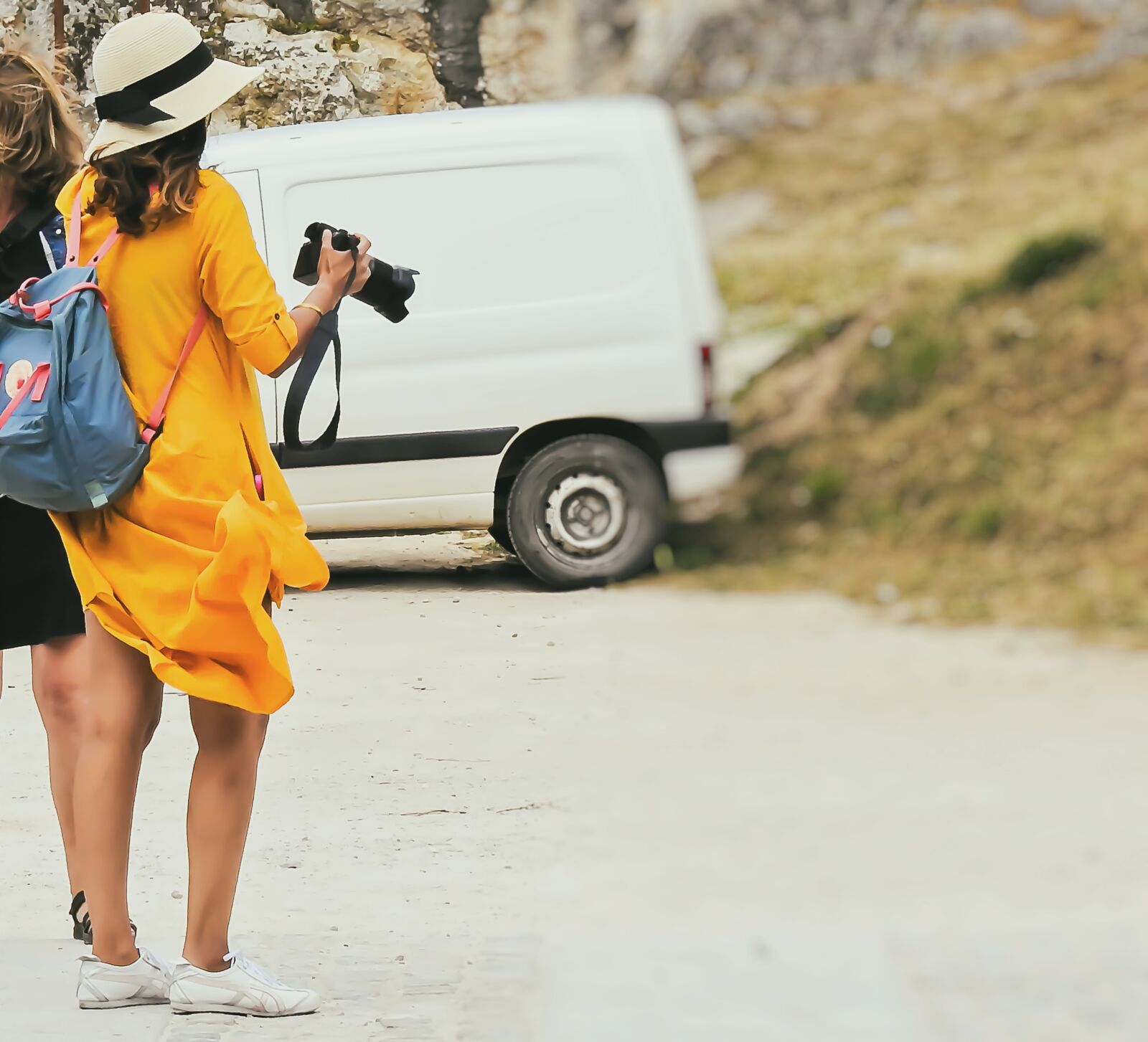 Nikon Coolpix P900 sample photo. Hat, yellow, bright photography