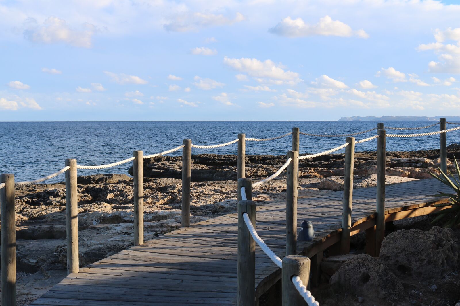 Canon EOS 750D (EOS Rebel T6i / EOS Kiss X8i) sample photo. Colonia sant jordi, mallorca photography