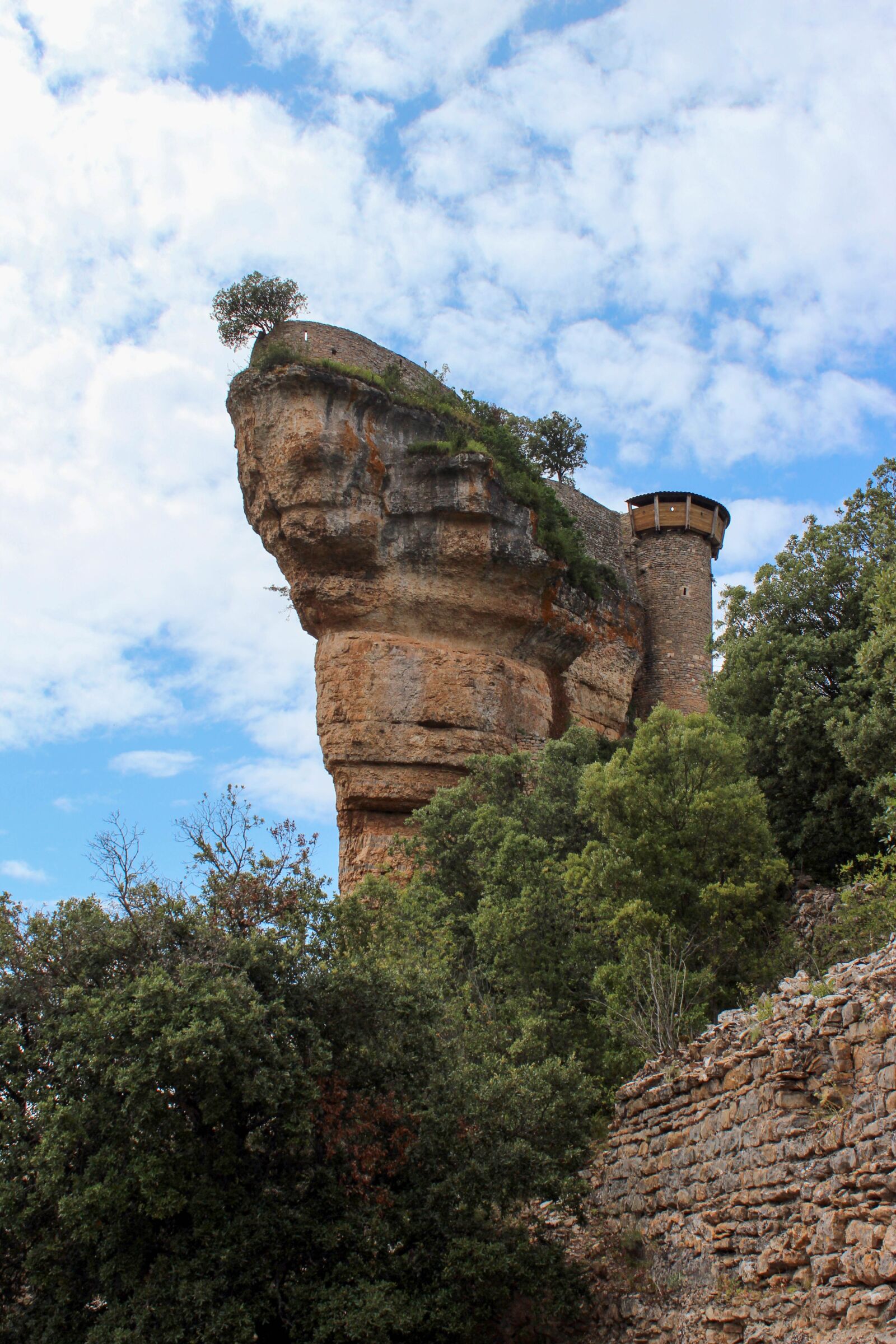 Canon EOS 600D (Rebel EOS T3i / EOS Kiss X5) sample photo. Ruin, old building, rock photography