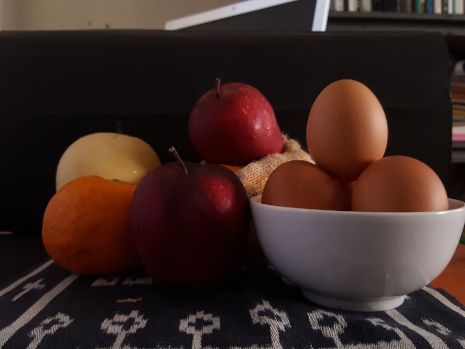 Samsung Galaxy Note5 sample photo. Egg, fruit, healthy photography