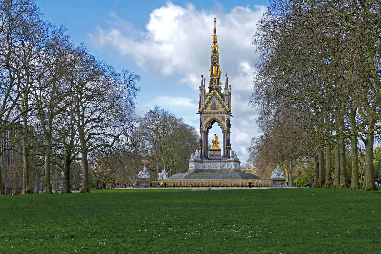 Panasonic Lumix DMC-FZ1000 sample photo. London, hyde park, prince photography
