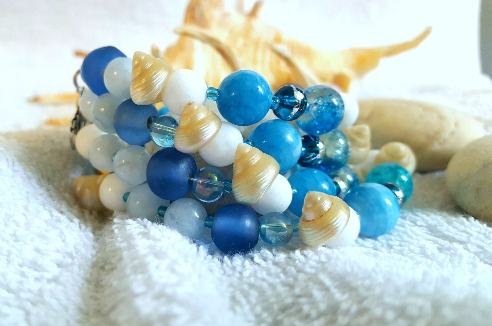 Samsung Galaxy S6 sample photo. Gem, sea, beads photography