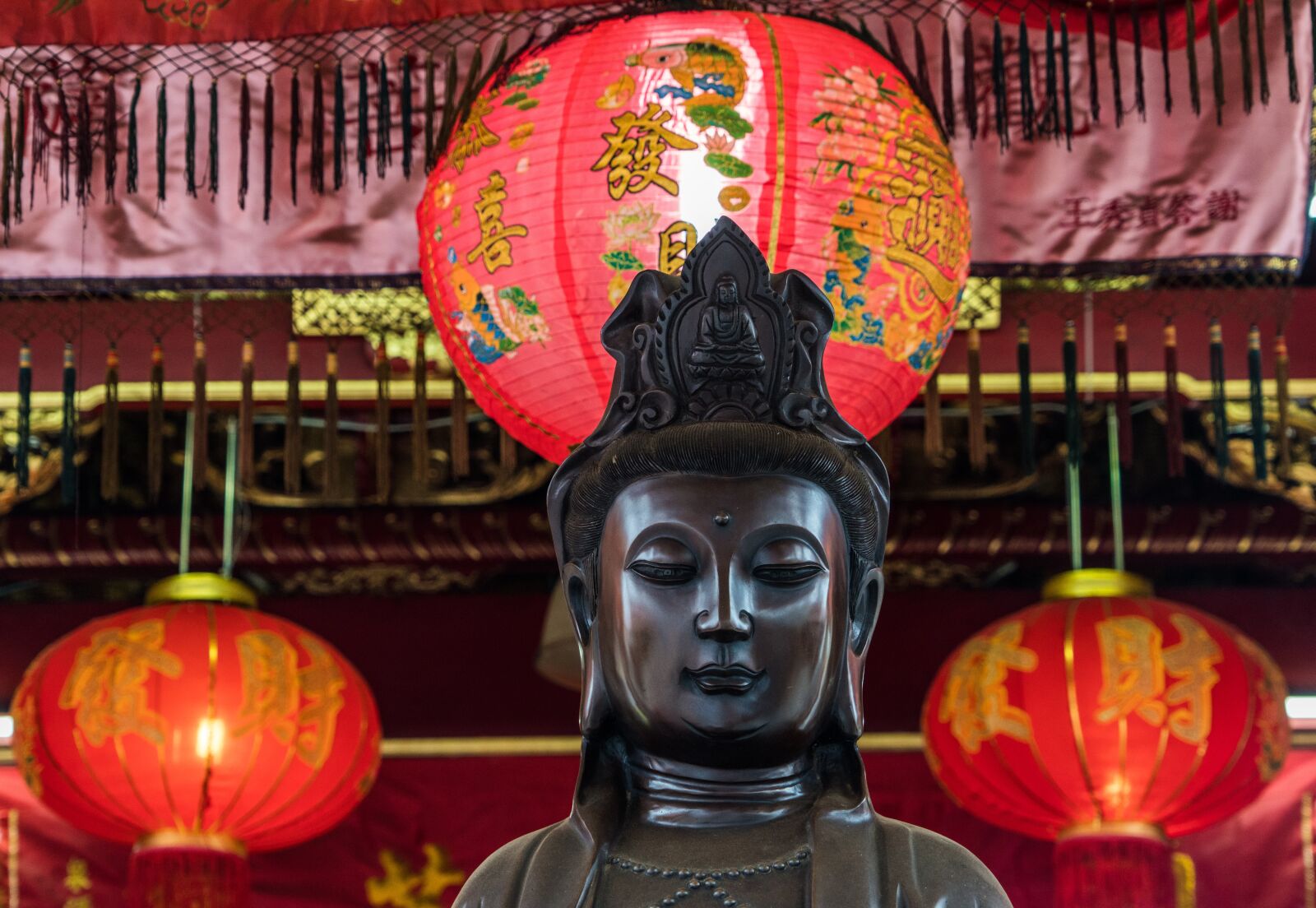 Sony a7R II + Sony FE 24-240mm F3.5-6.3 OSS sample photo. Thailand, statue, asia photography