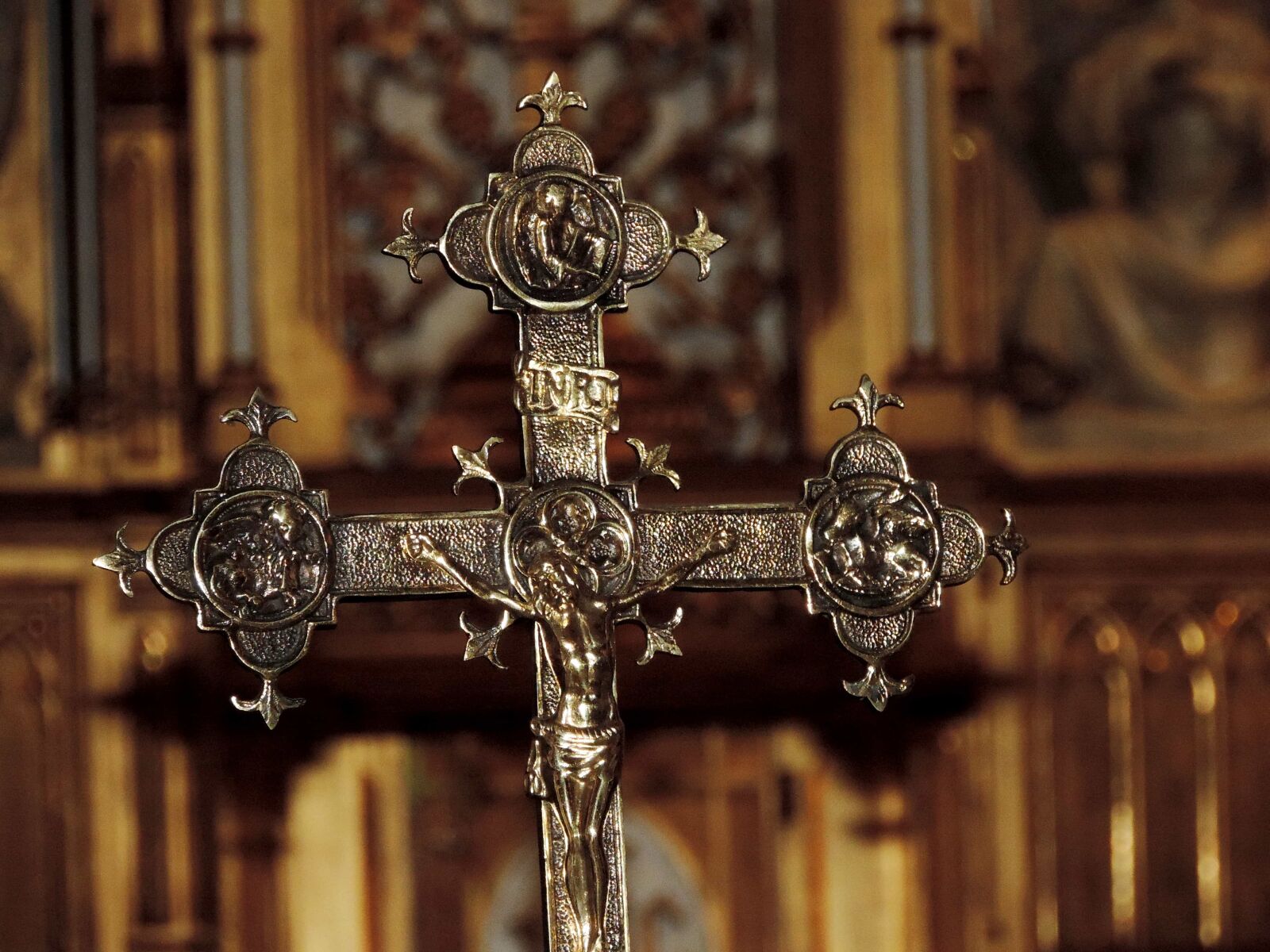 Nikon Coolpix P520 sample photo. Altar, baroque, brass, christianity photography