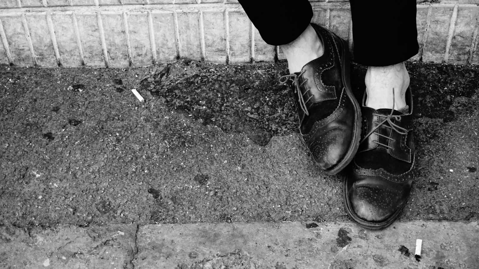 Sony Alpha a5000 (ILCE 5000) sample photo. Shoes, bw, retro photography