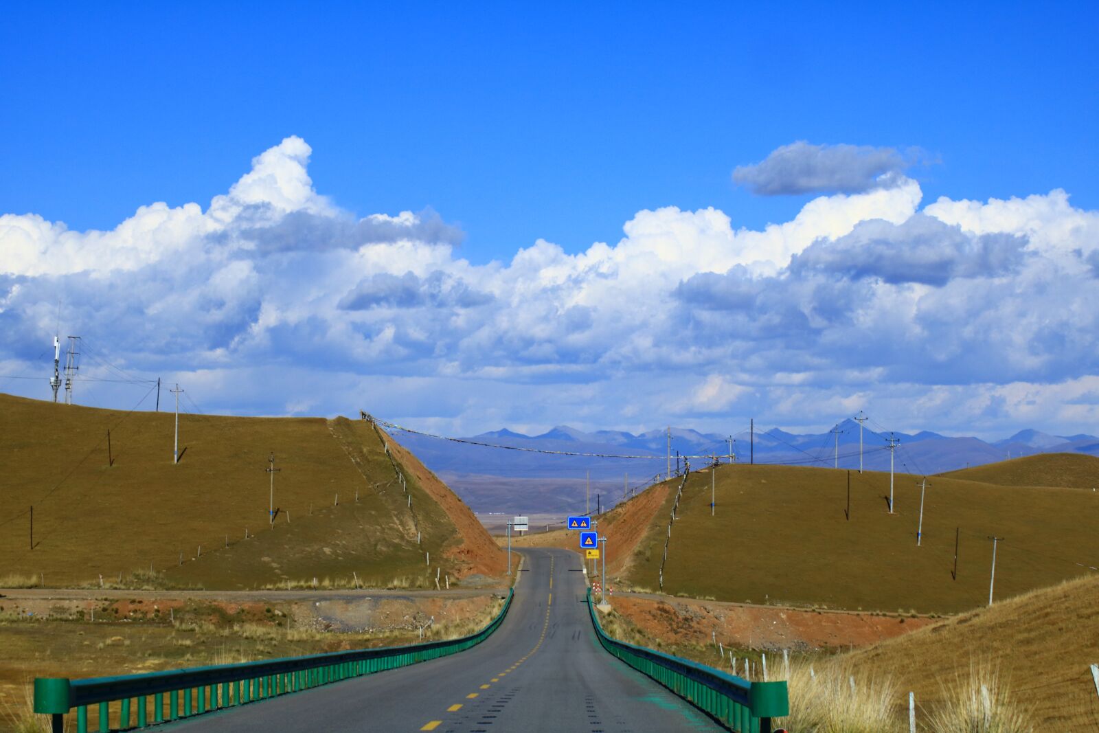 Canon EOS 750D (EOS Rebel T6i / EOS Kiss X8i) sample photo. Qinghai, the scenery, blue photography