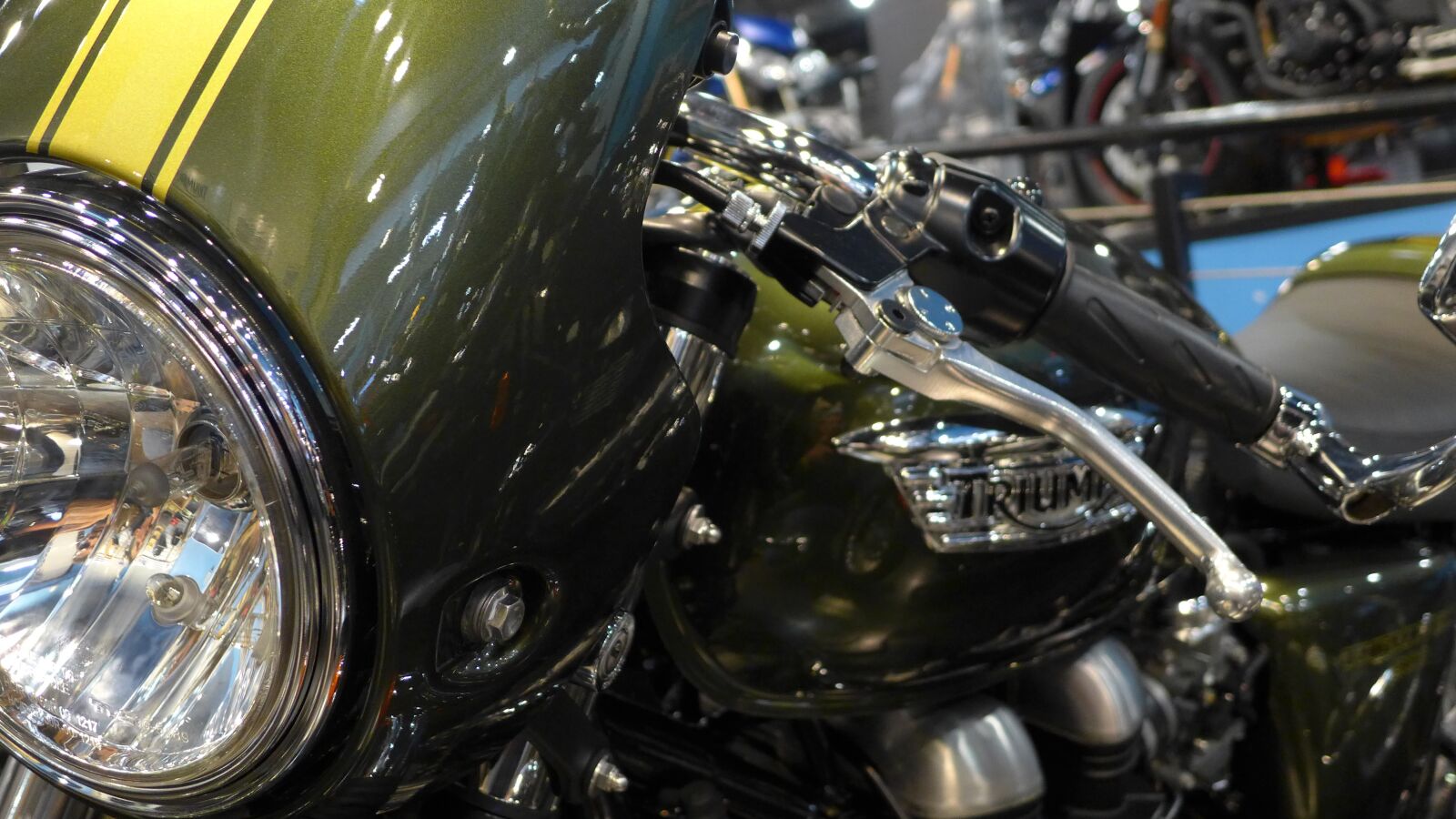 Panasonic Lumix DMC-LX7 sample photo. Motorcycle, triumph, motorbike photography