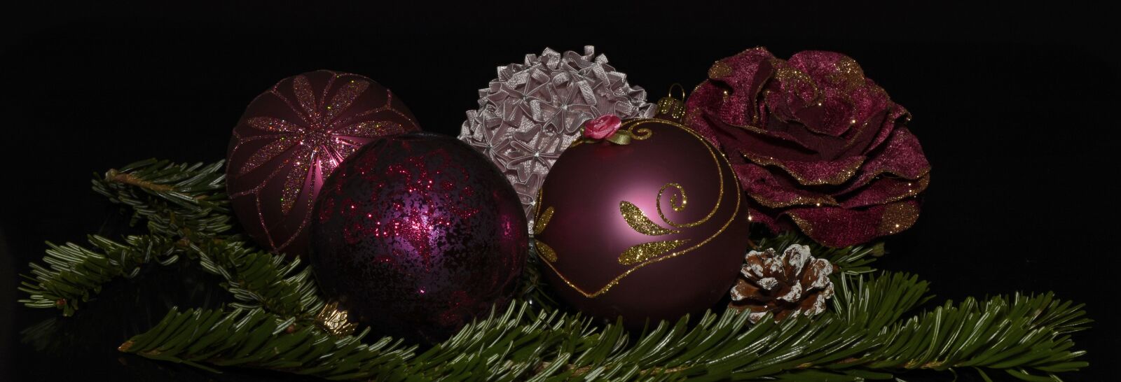 Nikon D7100 sample photo. Christmas balls, balls, christmas photography