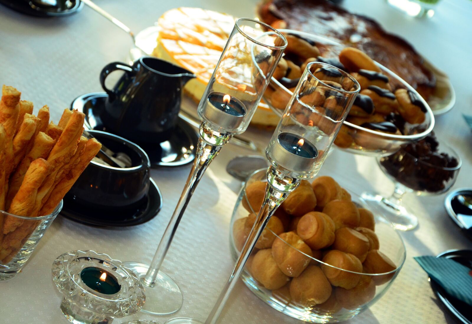 Nikon D5100 sample photo. Party, celebration, table photography