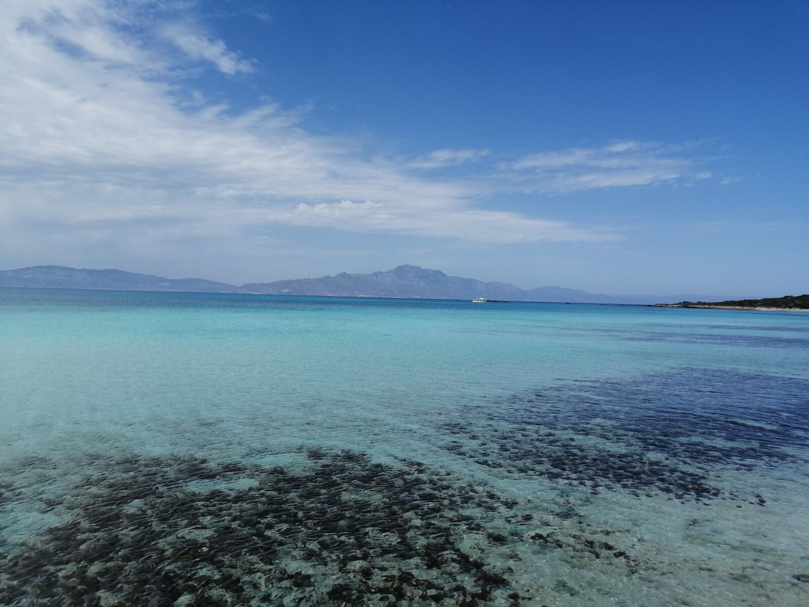 HUAWEI JSN-L21 sample photo. See, stone, beach photography